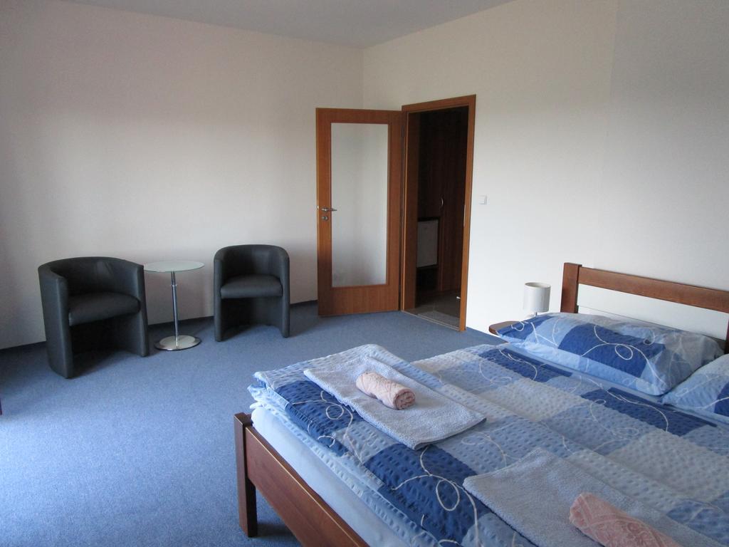Penzion Alma Znojmo Exteriör bild